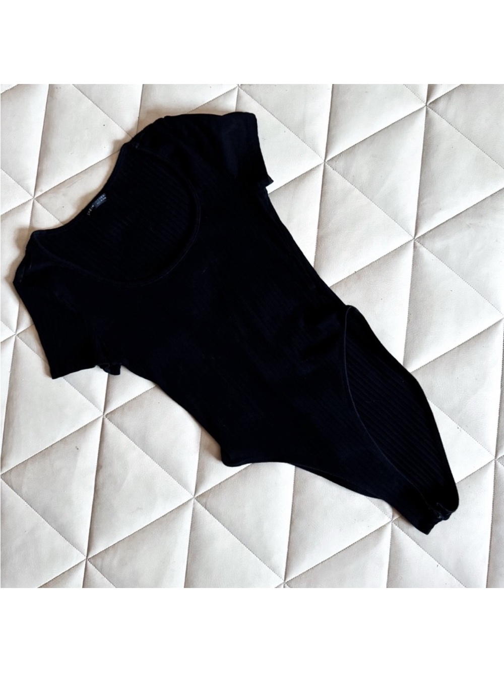 SHEIN • Ribbed Bodysuit
